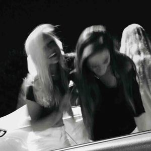 Meet your Posher, Mackenzie